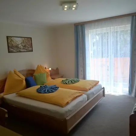 アパート Haus Hubertusheim