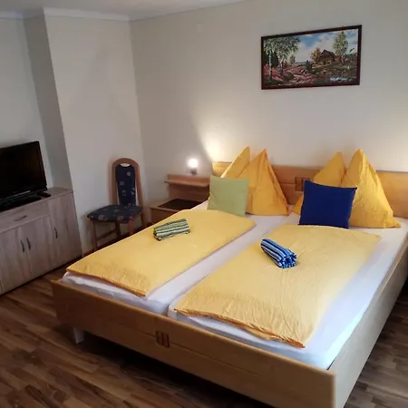 Haus Hubertusheim Apartamento *